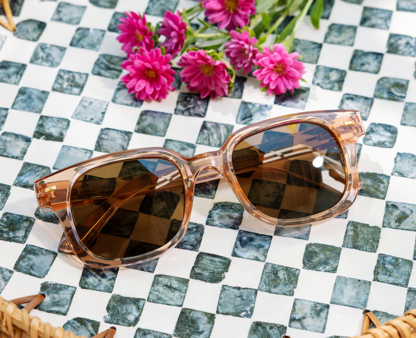 Clubhouse (Sunglasses)
