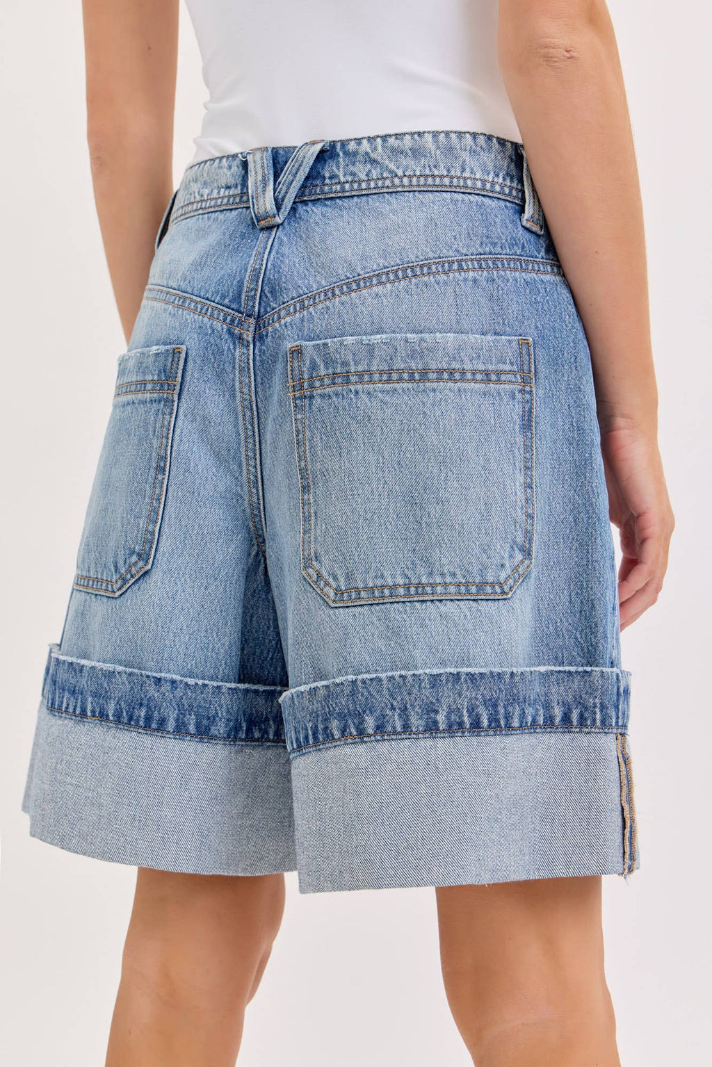 Mid Waist A-Line Bermuda with Hight Cuff [WV69701M]